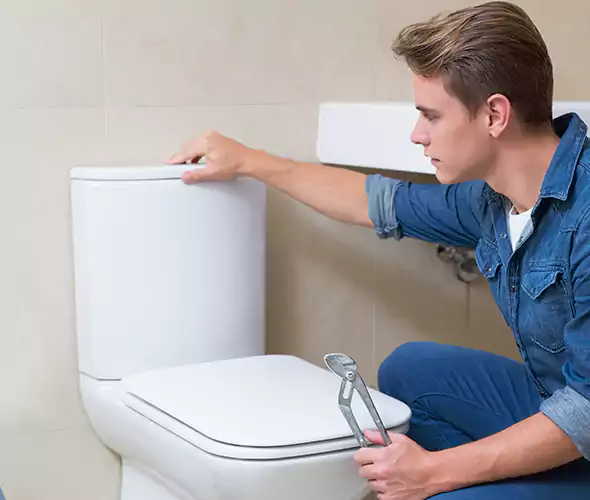 Expert Plumber for Toilet Replacement in Glen Cove, NY: Schedule Affordable Toilet Replacement Services with Us