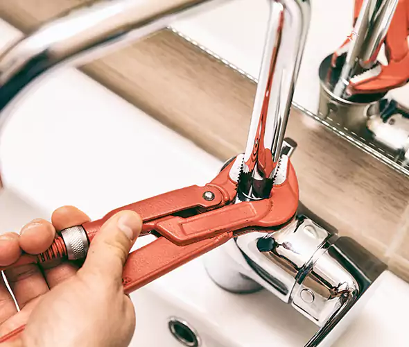 Expert Leak Repair Plumber in Glen Cove, NY