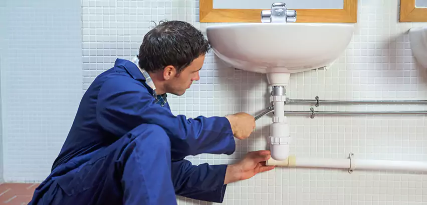 Toilet Repair Glen Cove